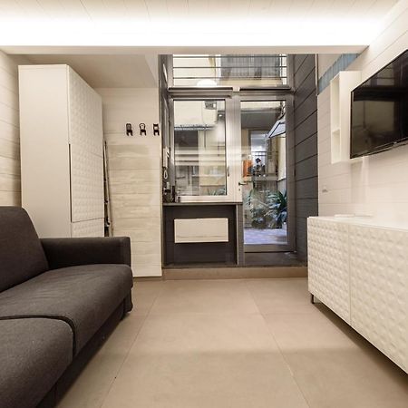 Riviera Di Chiaia 155 Apartment Наполи Екстериор снимка