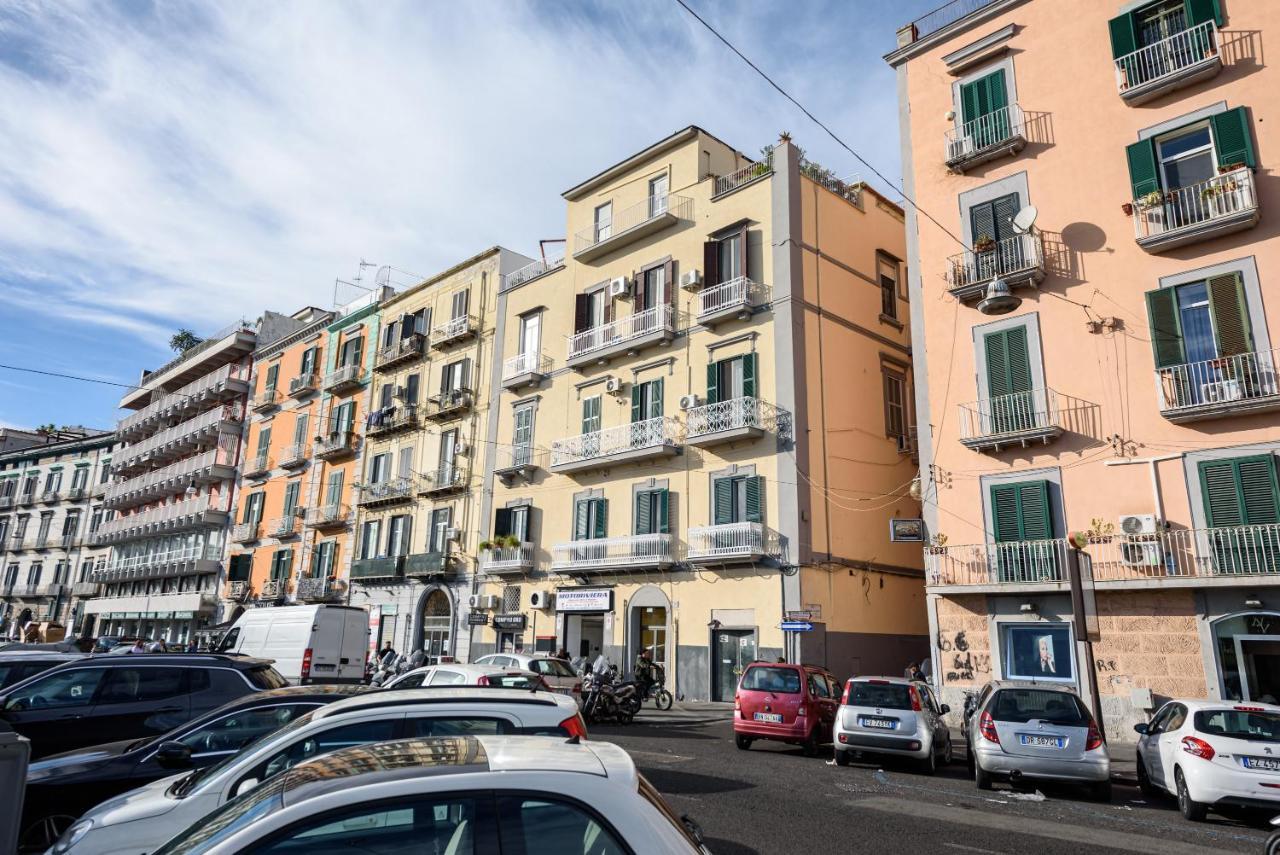 Riviera Di Chiaia 155 Apartment Наполи Екстериор снимка